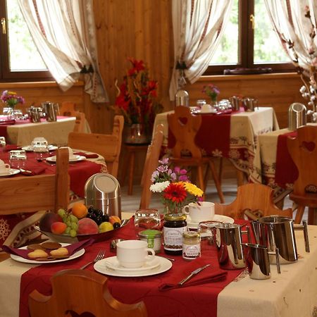Hotel Boton D'Or & Wellness A La Thuile Bagian luar foto