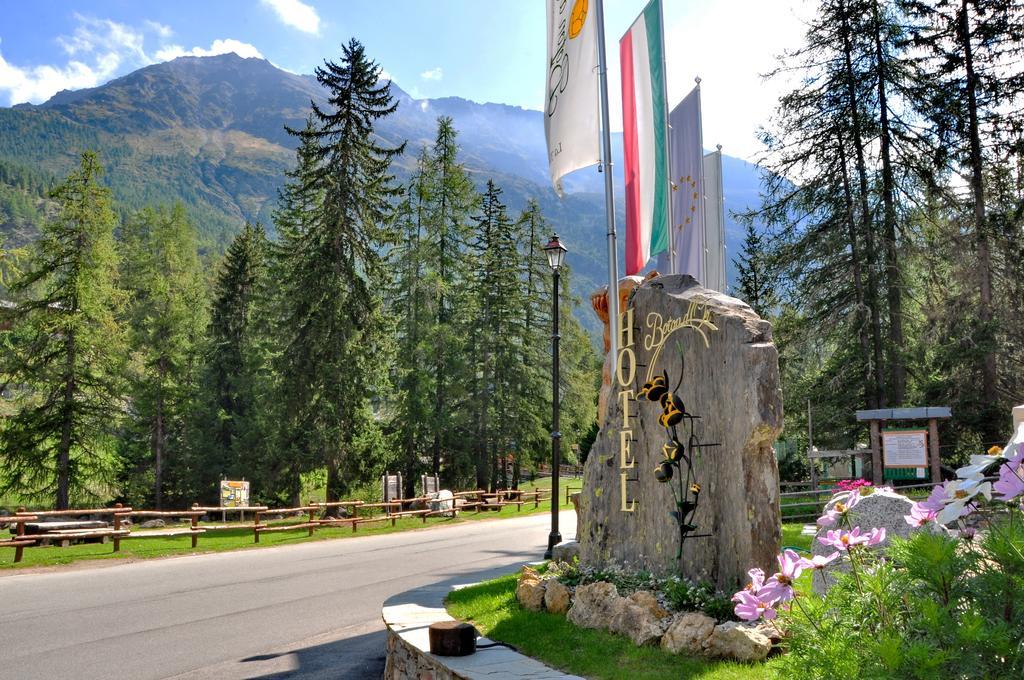 Hotel Boton D'Or & Wellness A La Thuile Bagian luar foto
