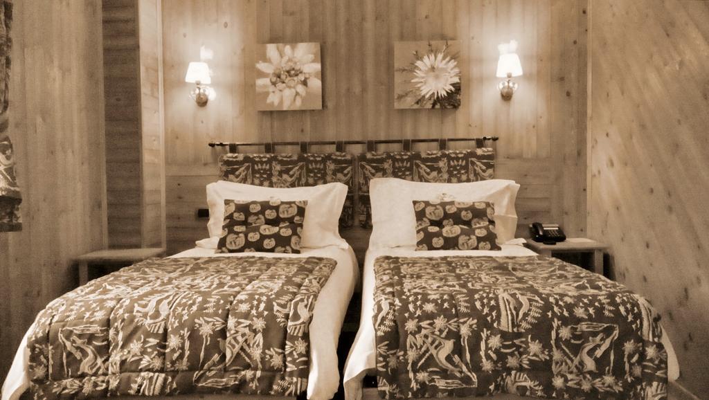 Hotel Boton D'Or & Wellness A La Thuile Bagian luar foto